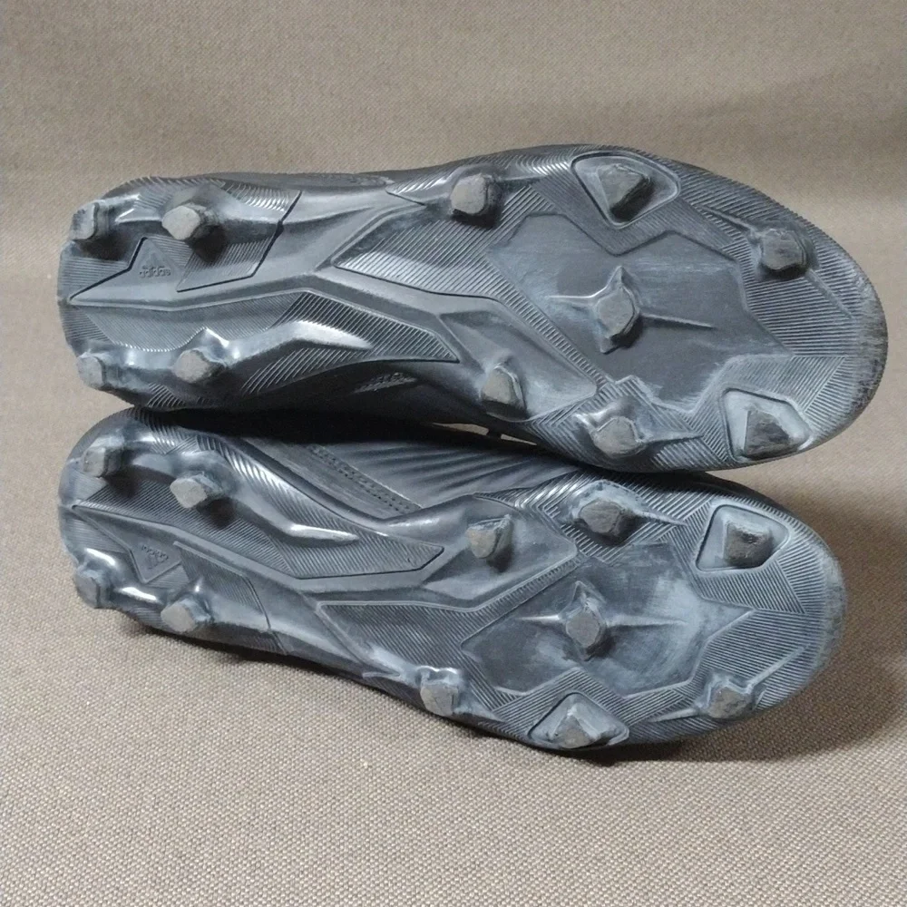 Adidas Predator Soccer Cleats 4.5